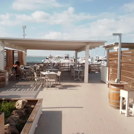 Egadi Blutour Charter Botel